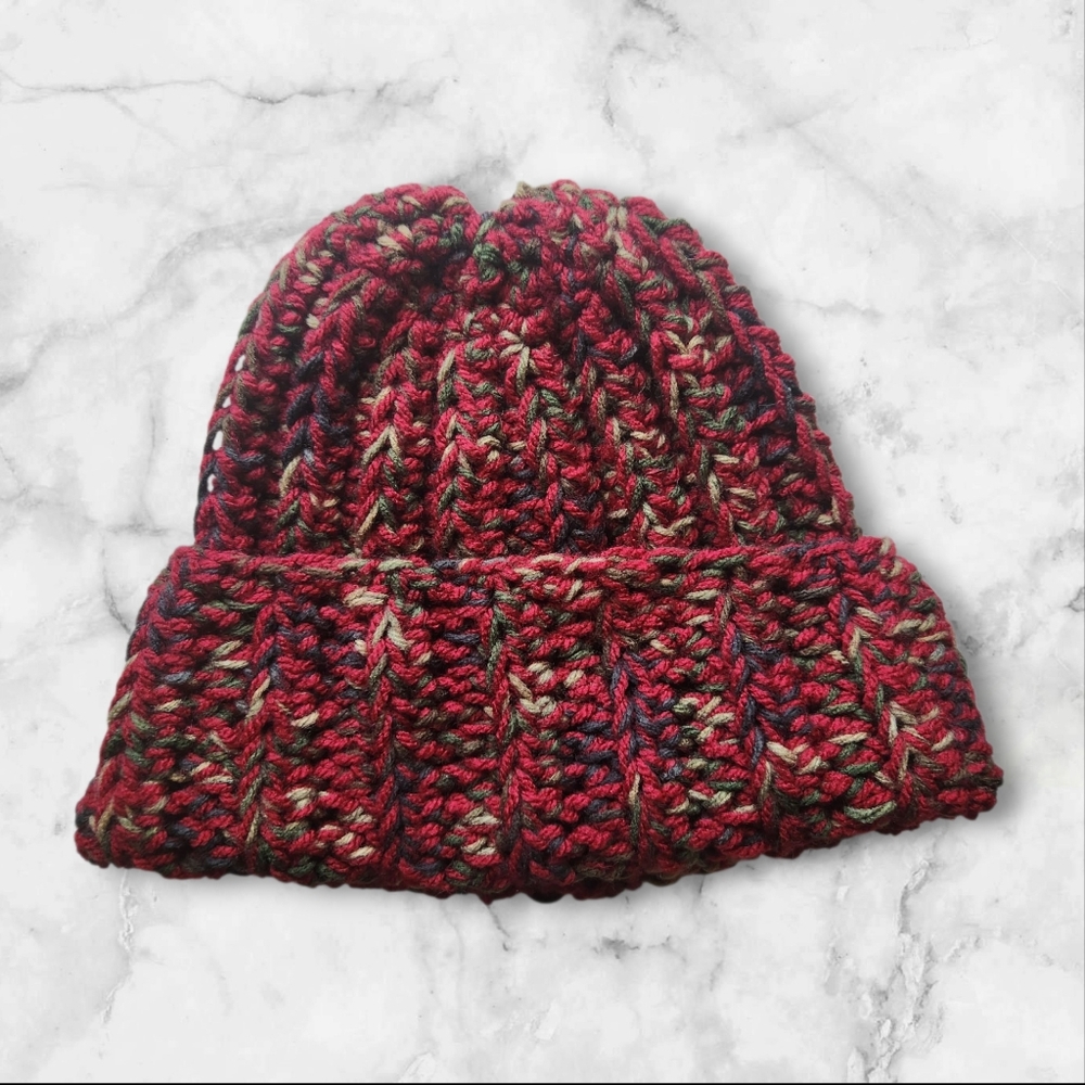 Camouflage-Burgundy Winter Hat